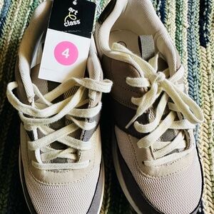 Art Class Kids Sneakers Beige and Gray